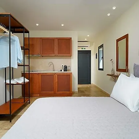 Mon Avis Hotel 3*