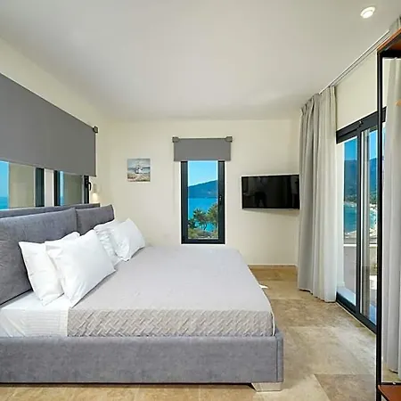 Mon Avis Hotel 3*